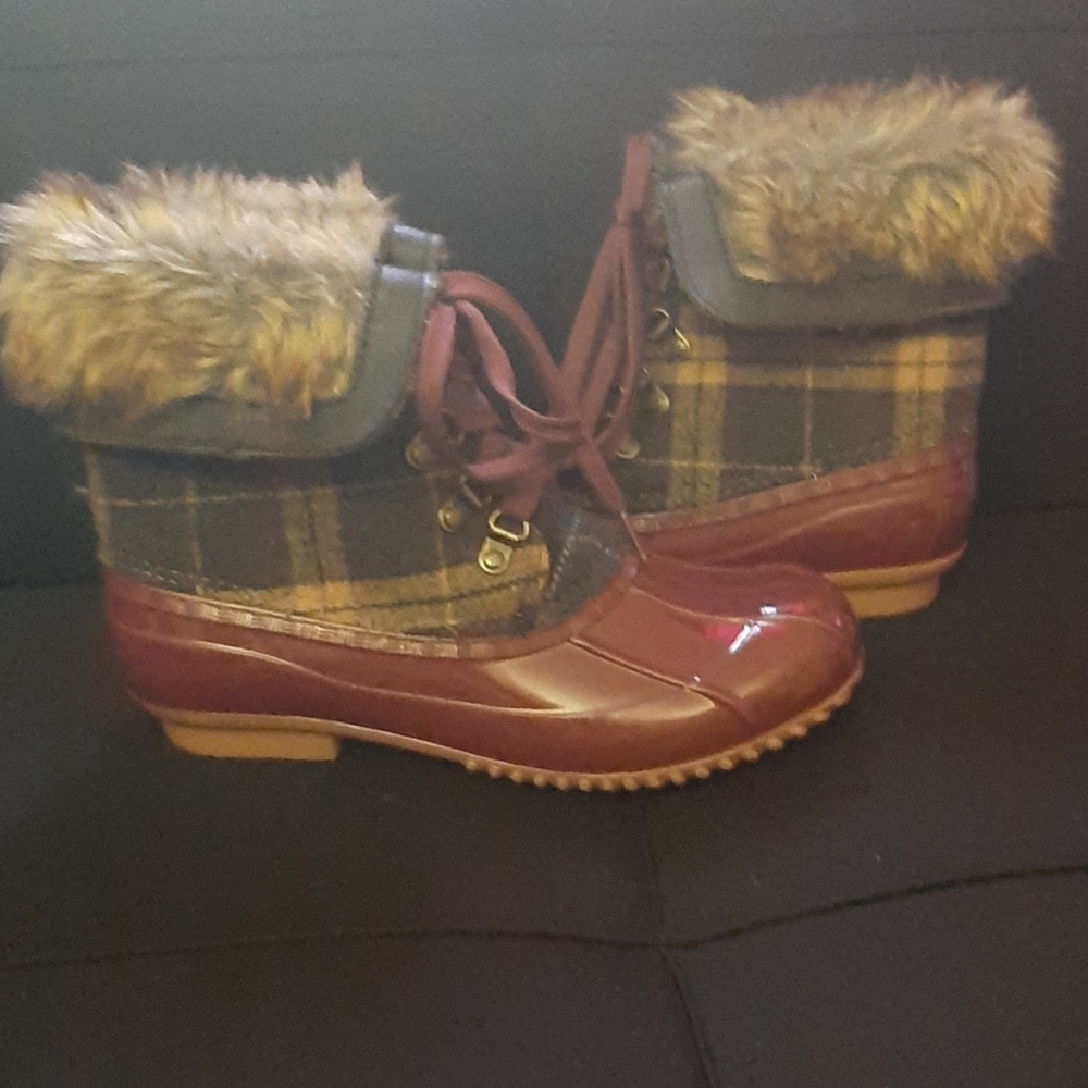 Winter boots